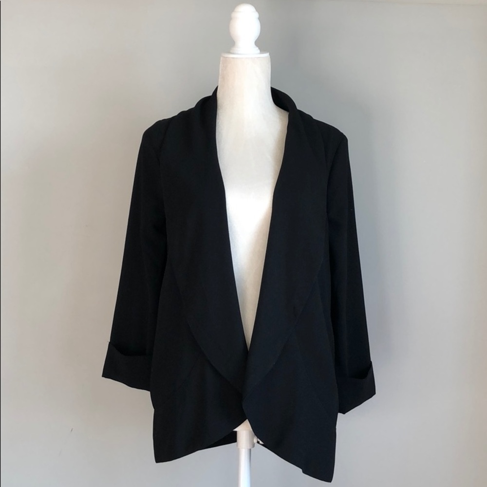 Gentlefawn loose circle-cut blazer. Black. Sz S